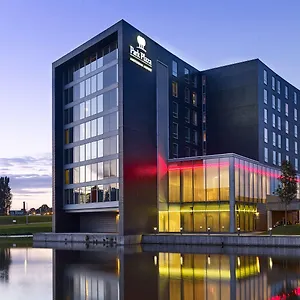 Park Plaza Amsterdam Airport 4*, Lijnden Holland