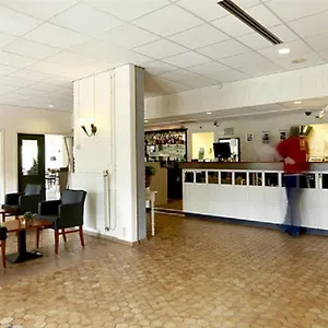 Otel Campanile & Restaurant Zuid-oost