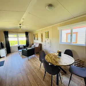 Chalet Kd 866 - Vakantiepark Kijkduin