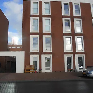 https://sewdiens-apartment-maashaven.ihotelsrotterdam.com
